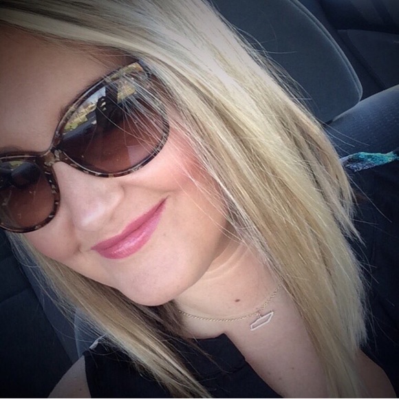 DOLCE & GABBANA Brown Tortoise Shell Sunglasses - Picture 7 of 8